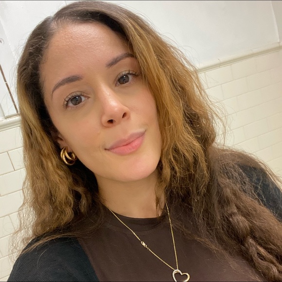 Meet your Posher, Victoria - Picture 1 of 1